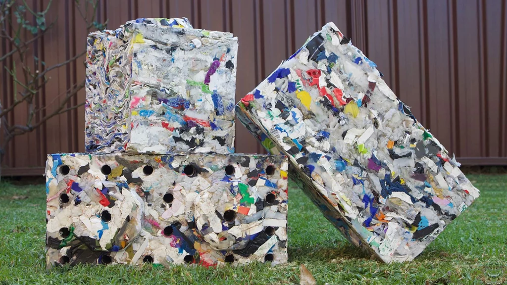 Briques en plastique recyclé